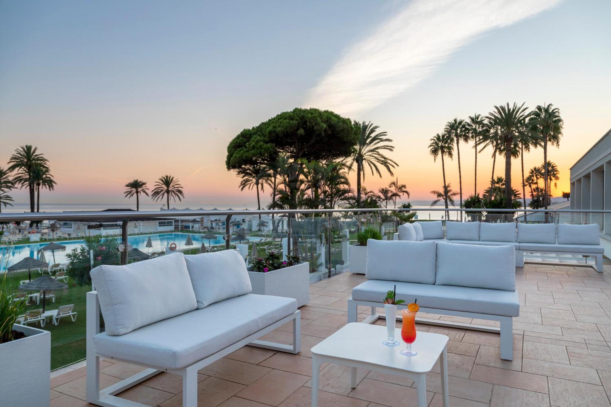 Sol Marbella Estepona Atalaya Park Екстериор снимка
